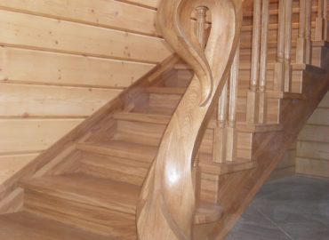 лестницы деревянные