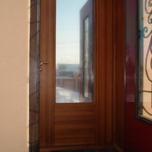 двери входные со стеклом под заказ